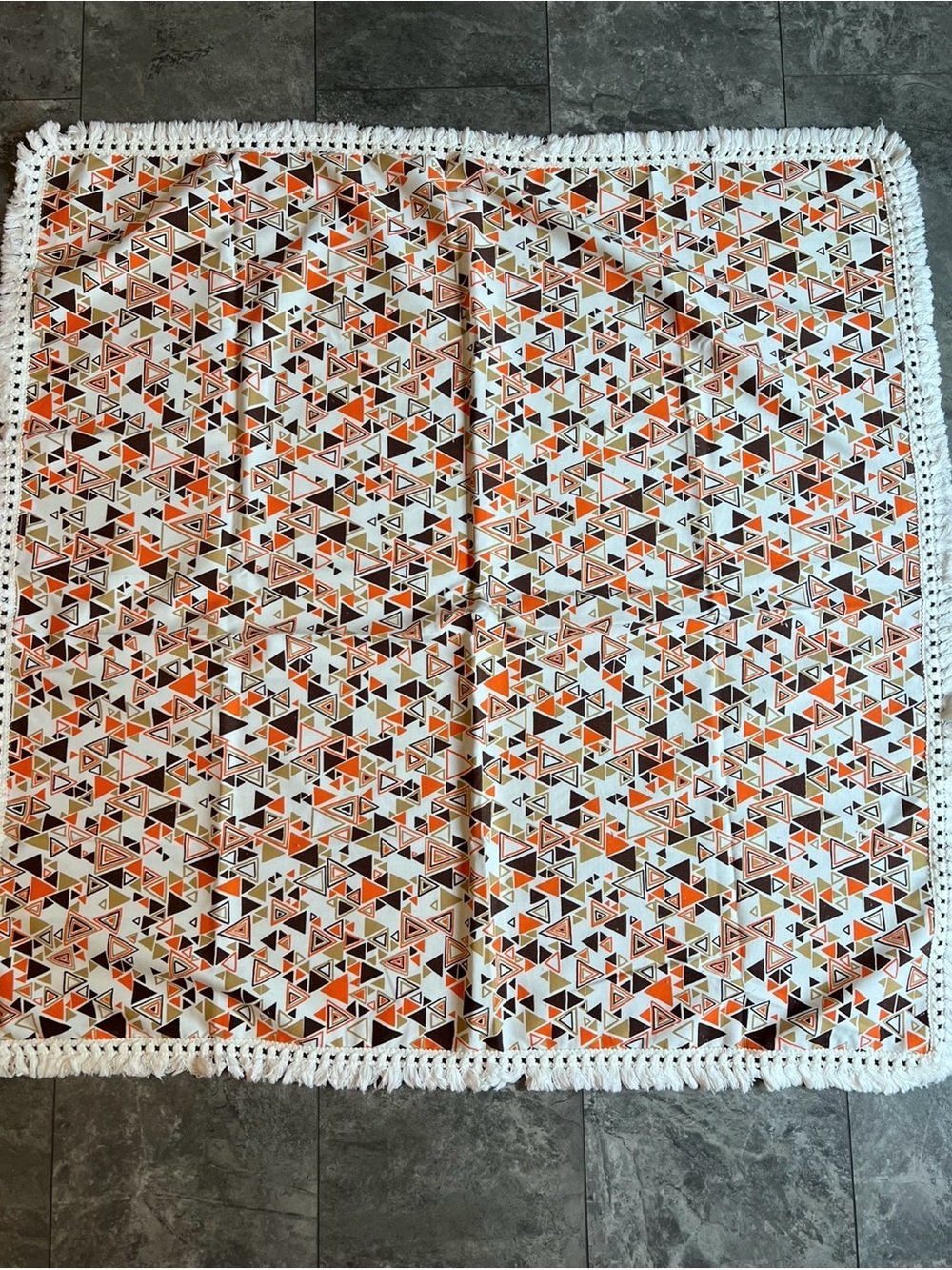 Vintage 1970’s 4’ square (47”) retro Atomic  print cotton fringe tablecloth MCM